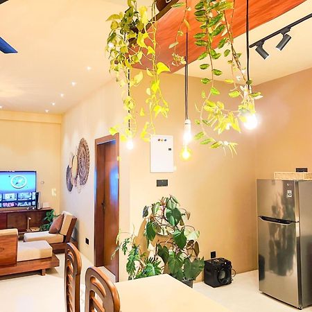 The Neylipz - Fully Air Conditioned 3 Bedroom Apartment Weligama Kültér fotó