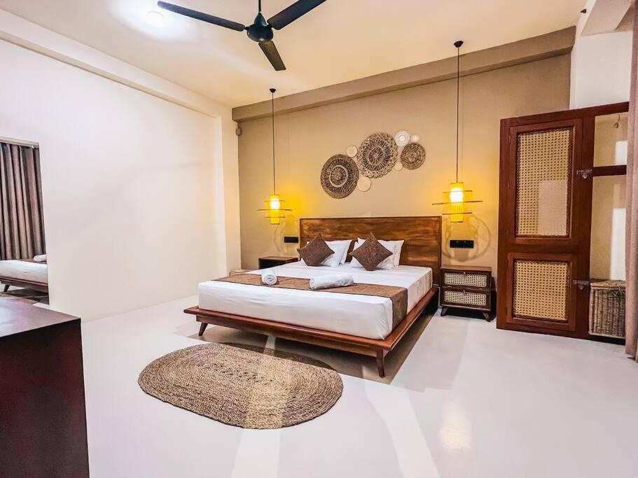 The Neylipz - Fully Air Conditioned 3 Bedroom Apartment Weligama Kültér fotó